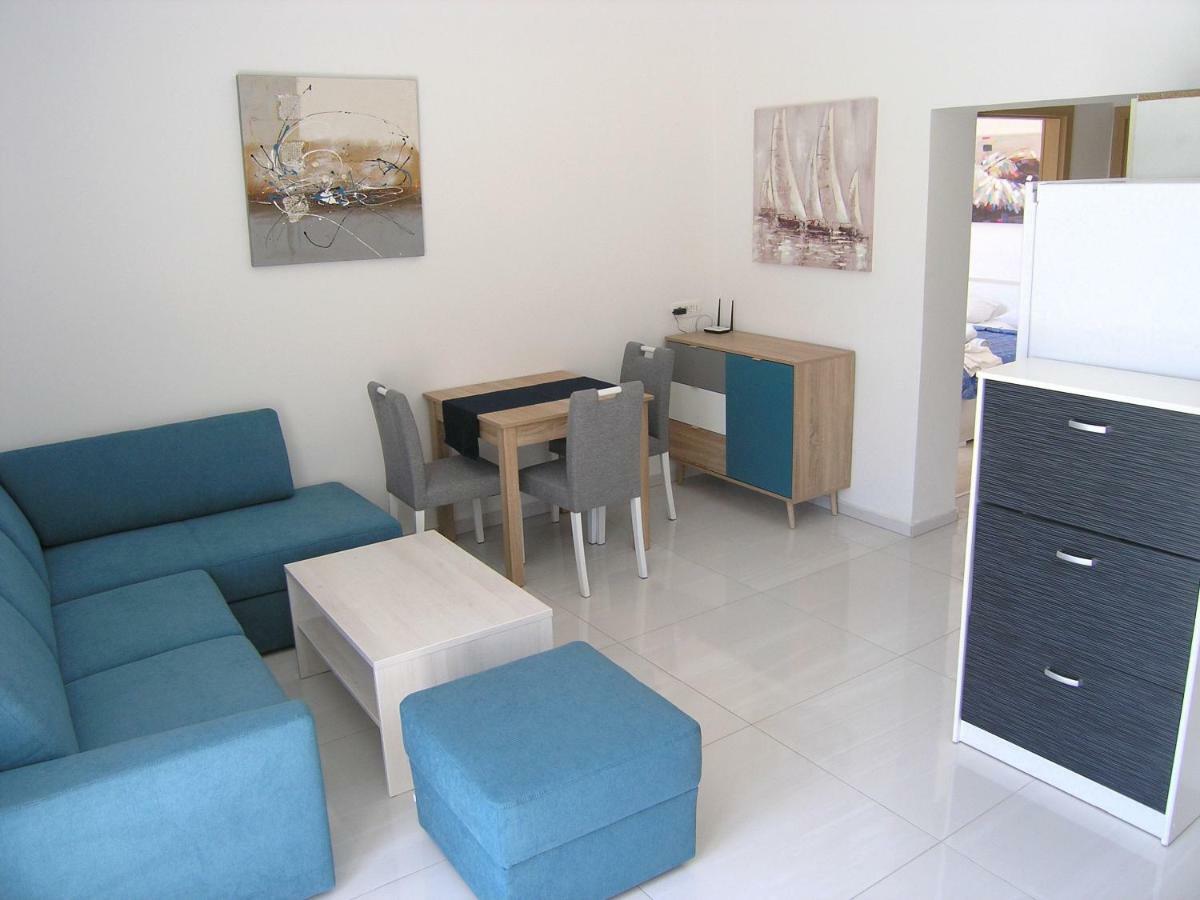 Apartments Sokolovic Krk Town Buitenkant foto