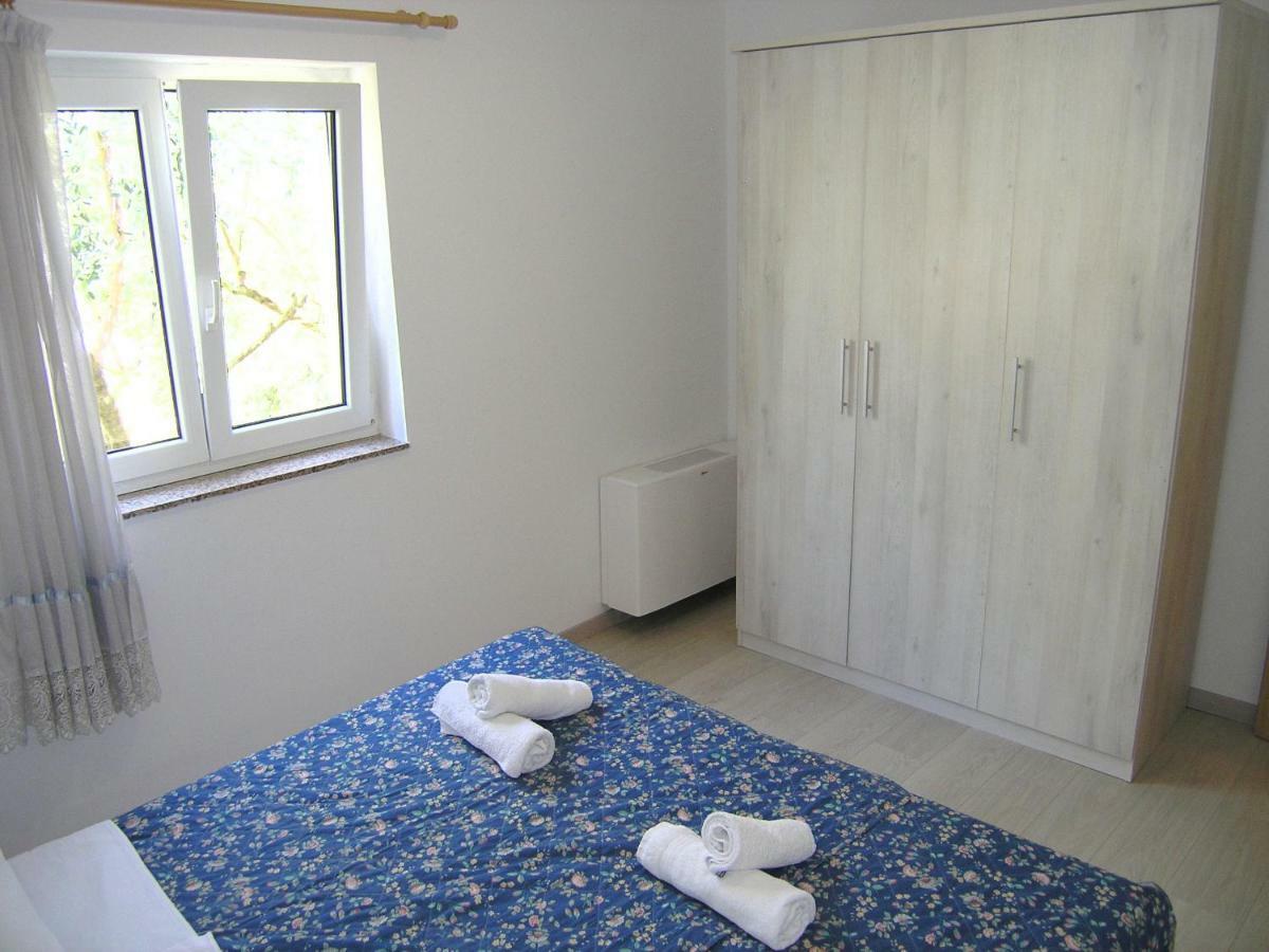 Apartments Sokolovic Krk Town Buitenkant foto